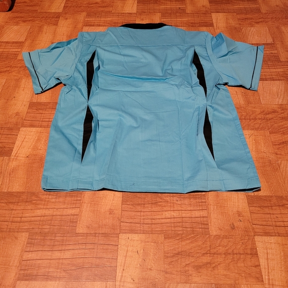 HILTON BOWLING 🎳 SHIRT 👕 - Picture 8 of 16